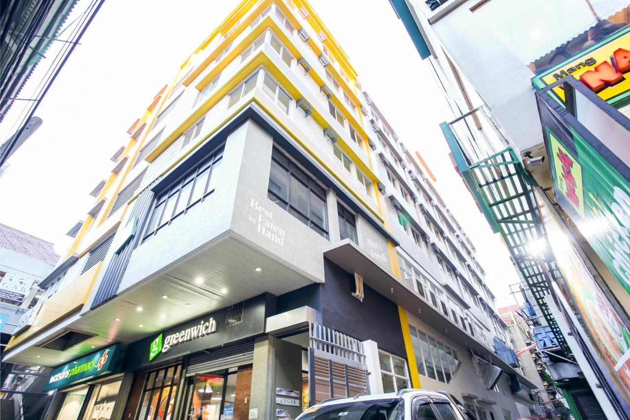 โอโย 505 ฌาร์แดง สวีท Hotel มะนิลา ภายนอก รูปภาพ